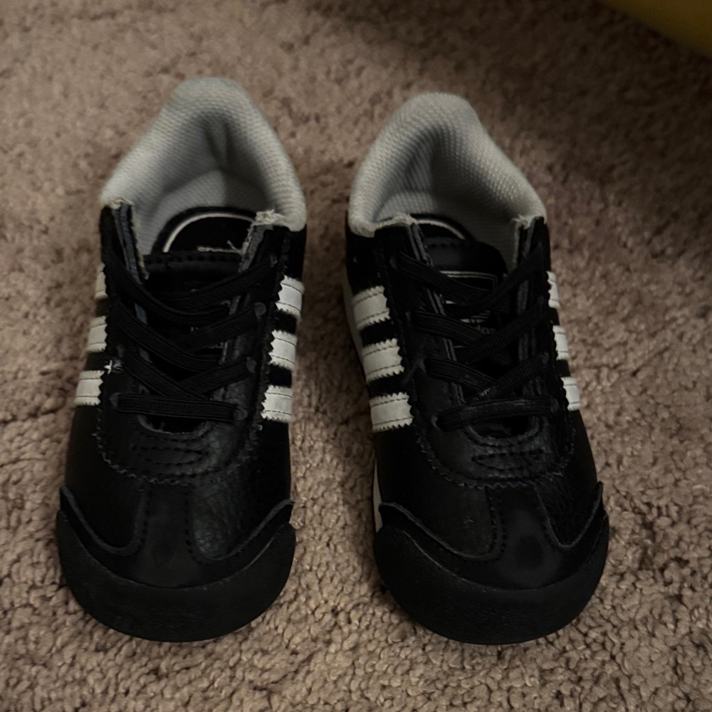 Adidas Kids Sneakers in Black and White